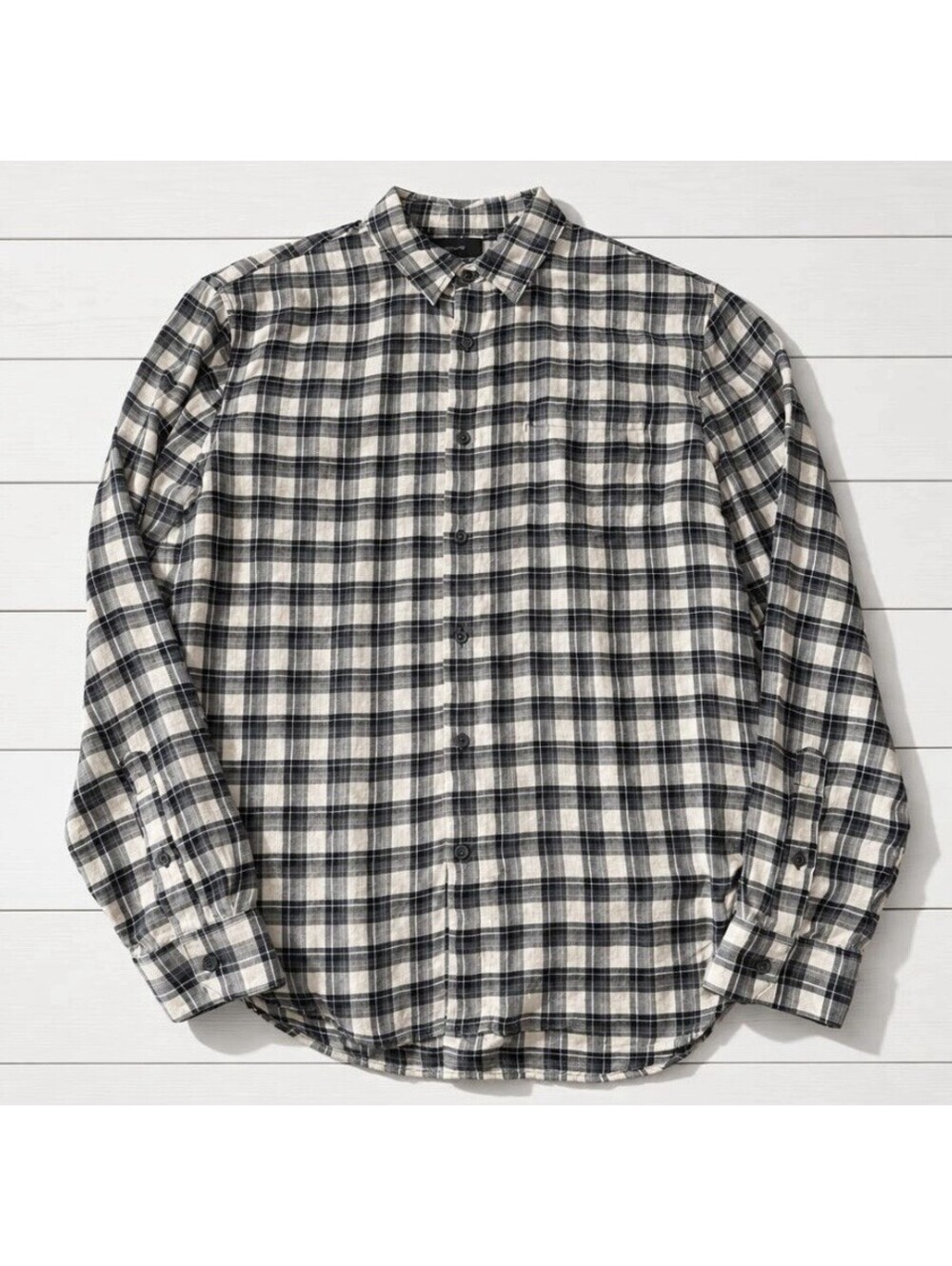 VINCE Men’s Slim Fit Italian Made Lyocell Plaid Button-Down in Multi-Medium